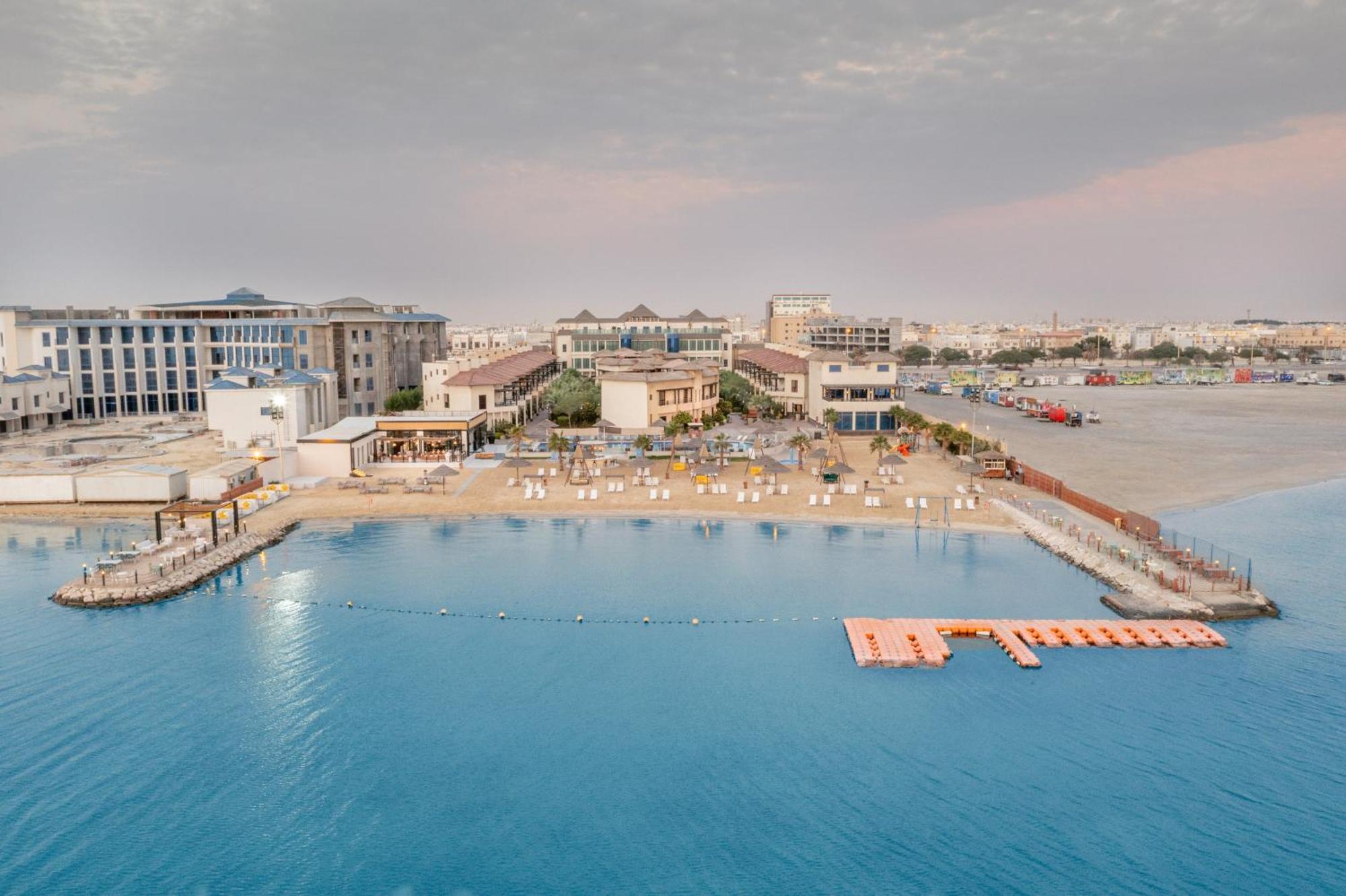 Braira Al Azizya Hotel & Resort Al Khobar Exteriör bild
